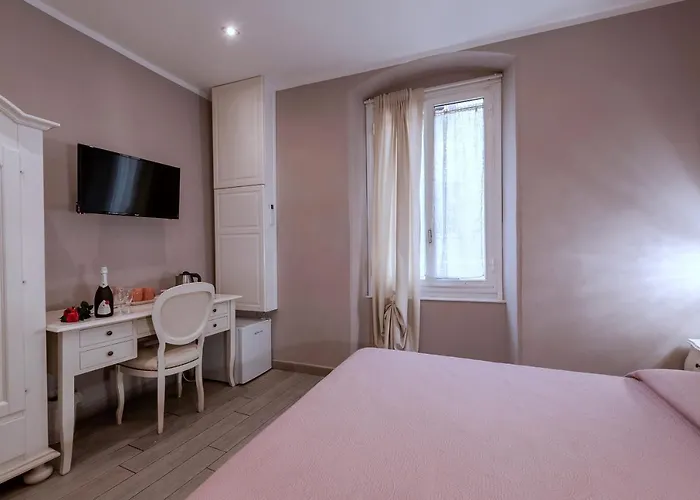 Il Poeta E La Stella شقة لا سبيتسْيا