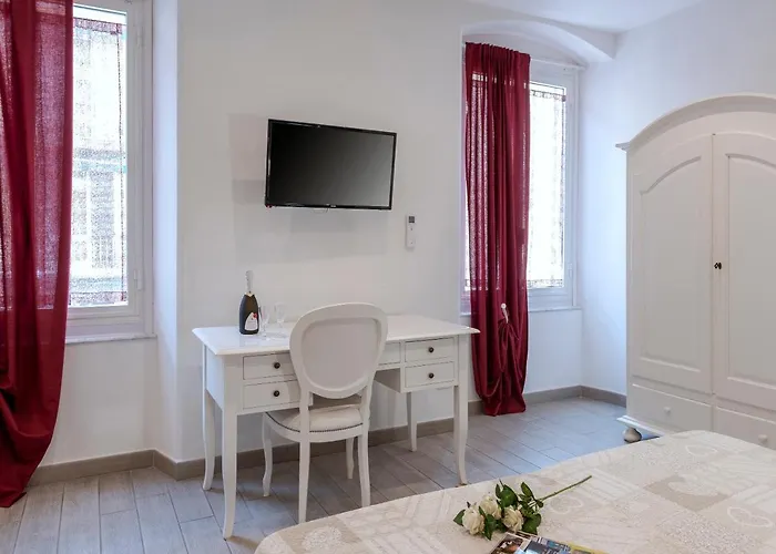 Il Poeta E La Stella شقة *