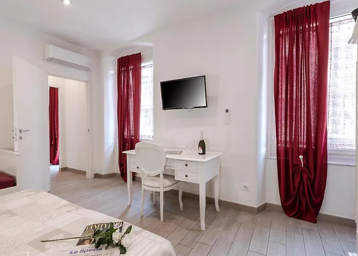 Il Poeta E La Stella Apartmán *